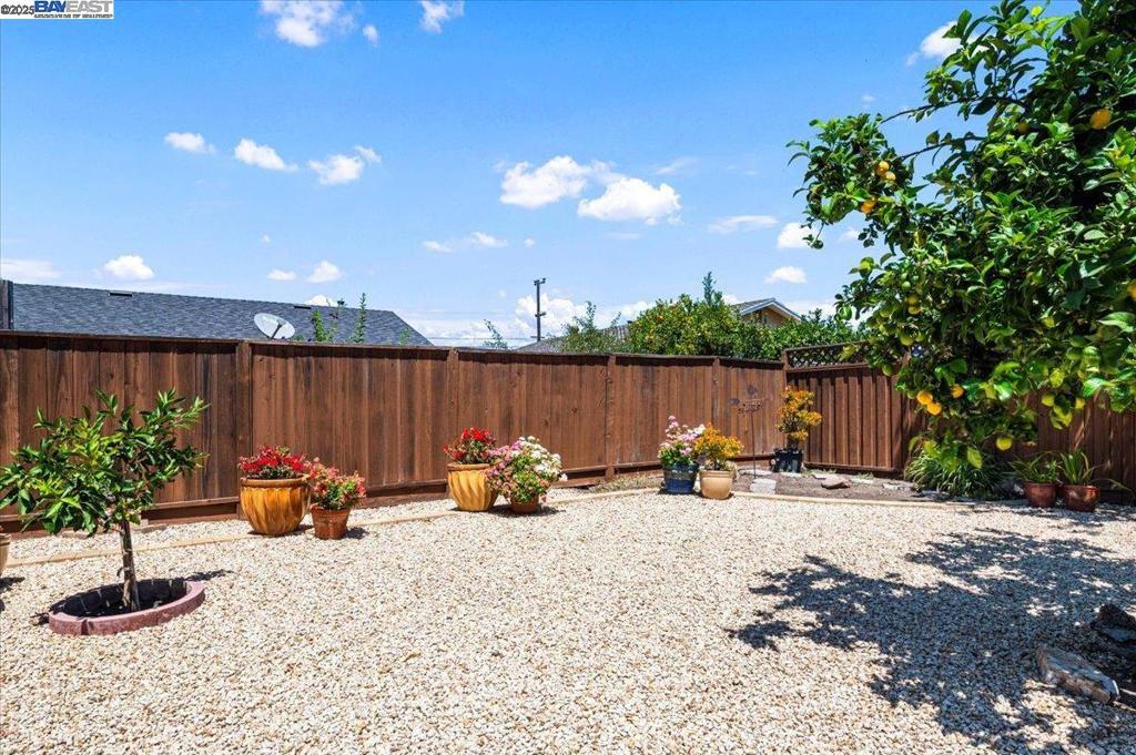 IRVINGTON AREA - Residential