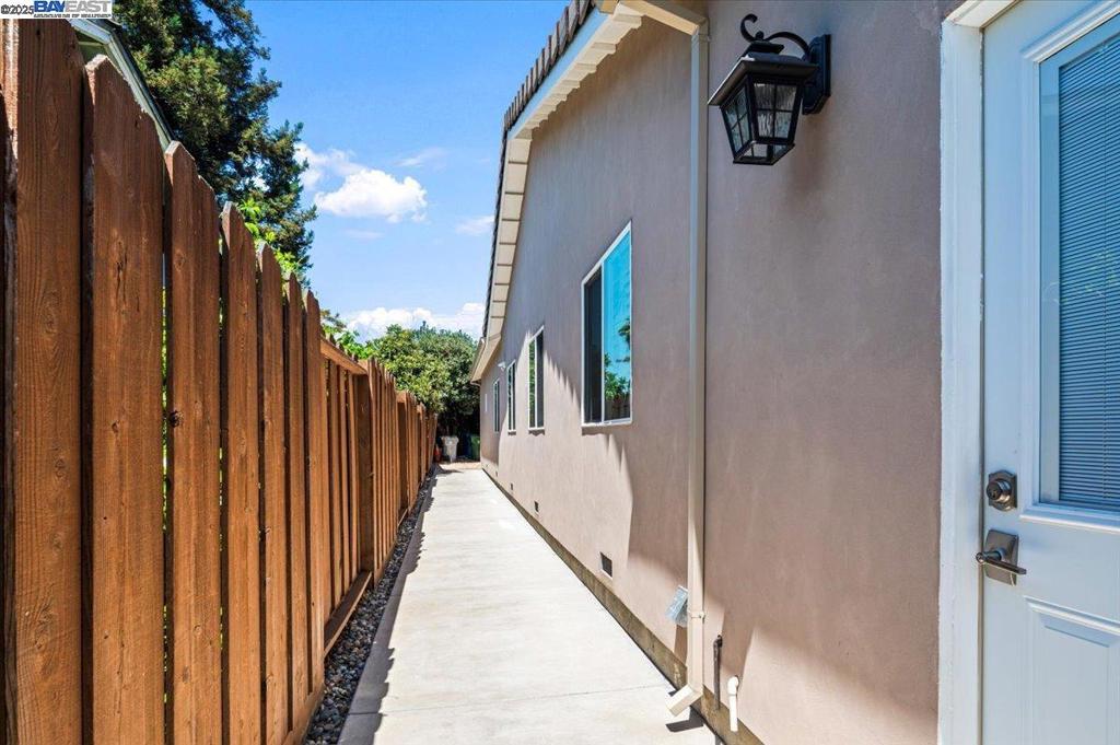IRVINGTON AREA - Residential