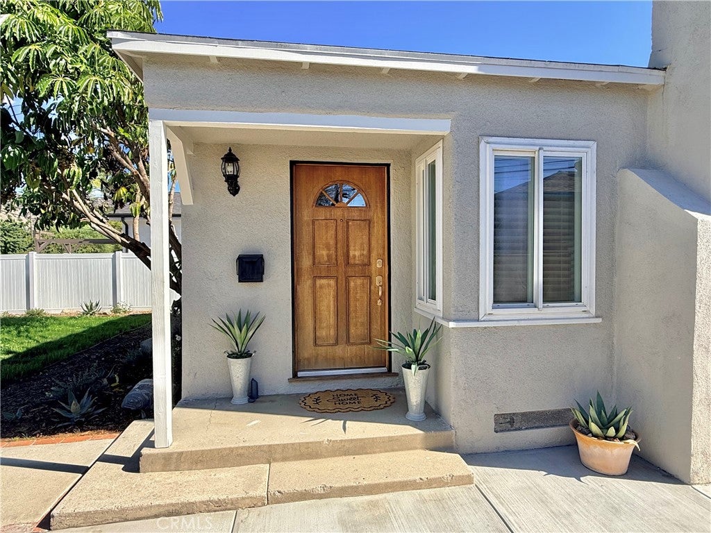 10314 Stagg Street