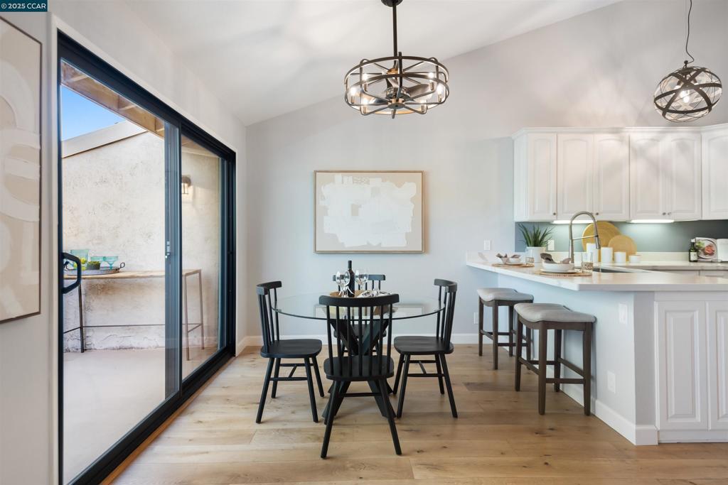 LOMAS MORAGA - Residential
