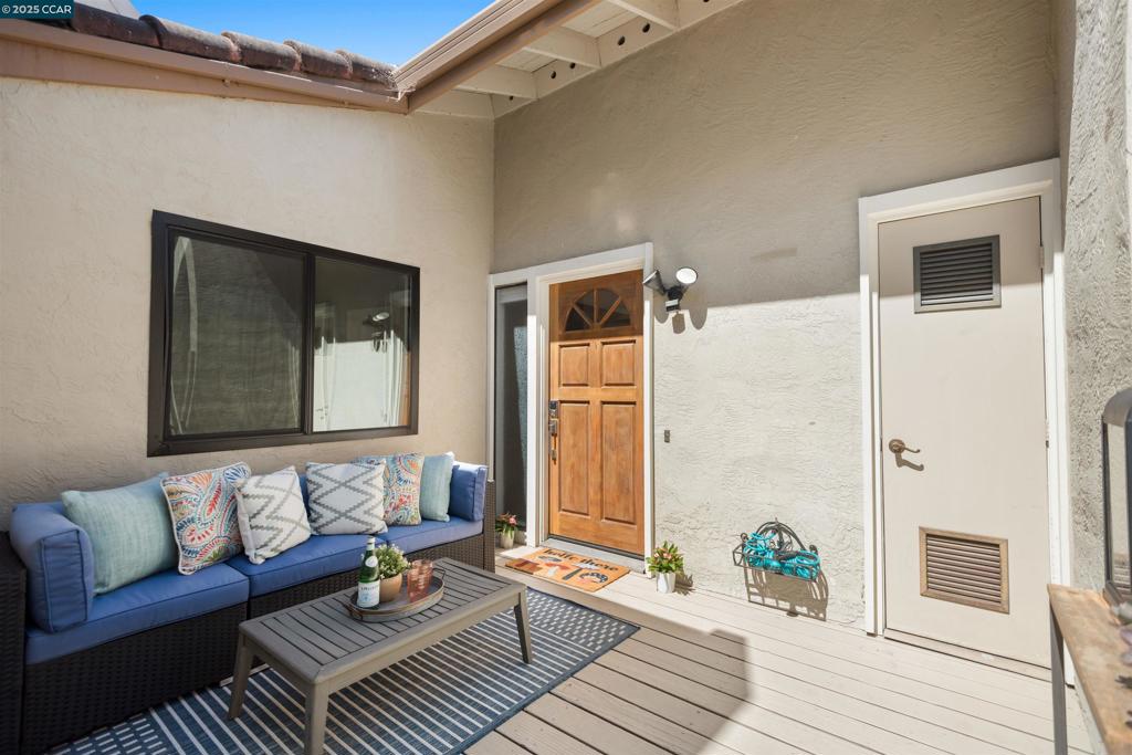 LOMAS MORAGA - Residential