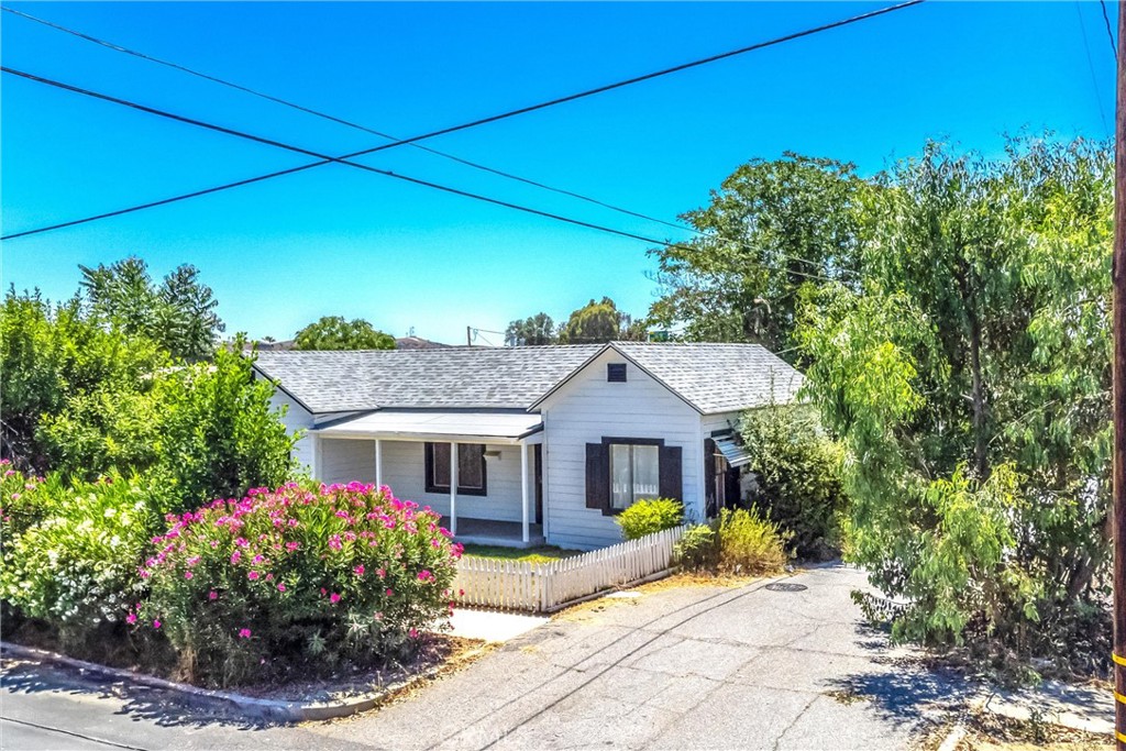 559 Edgar Avenue A2-282