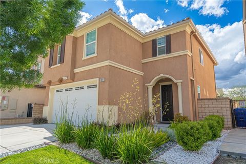 Photo of 19811 Melissa Ln, Saugus, CA 91350 (MLS # SR26093222)