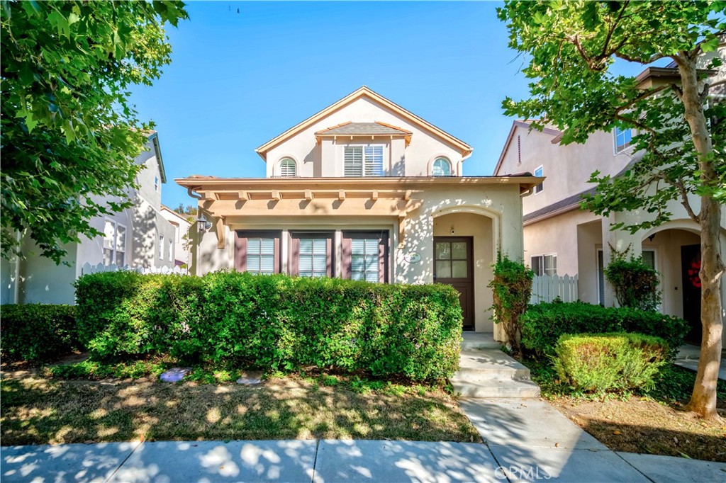 Stunning DETACHED home nestled in the serene and highly sought-after community of Northwood Pointe. This charming home offers a peaceful and private living experience with a tranquil garden view. Spacious, open-concept layout with vaulted ceilings that create a bright, airy ambiance filled with natural light. The living room features a cozy fireplace and waterproof vinyl flooring. The kitchen showcases modern tile flooring, quartz countertops, delivering a clean, contemporary aesthetic that seamlessly opens to the living and dining areas. Additional features include direct access to a two-car garage and access to community amenities such as tennis courts, basketball courts, a heated pool, playgrounds, BBQ areas, and sports courts. Located within walking distance to top-rated Canyon View Elementary and Northwood High School, this home is ideal for families seeking excellent education. Conveniently close to The Market Place, Great Park, Irvine Spectrum, and major freeways.