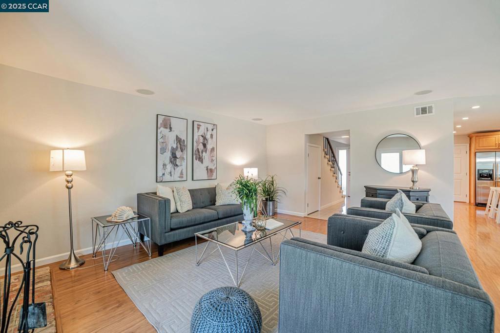 TWIN CREEKS AREA - Residential