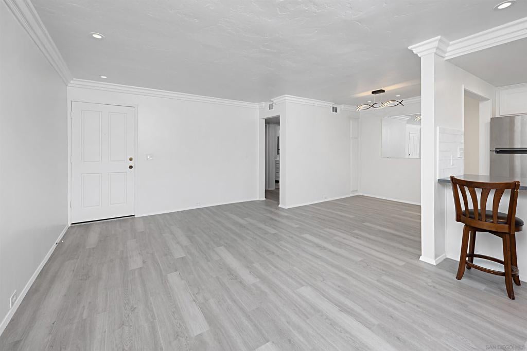 5125 FONTAINE STREET 105