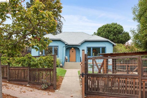 Photo of 1117 The Alameda, Berkeley, CA 94707 (MLS # 41151170)