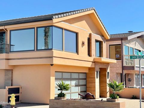 Photo of 2524 Ocean Drive, Oxnard, CA 93035 (MLS # V1-34367)