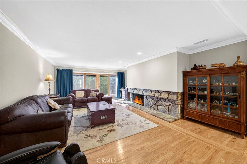 Photo of 28627 Covecrest Dr, Rancho Palos Verdes, CA 90275 (MLS # SB26065235)