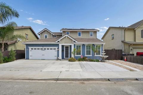 Photo of 1112 Walshford Court, Newman, CA 95360 (MLS # ML82044739)