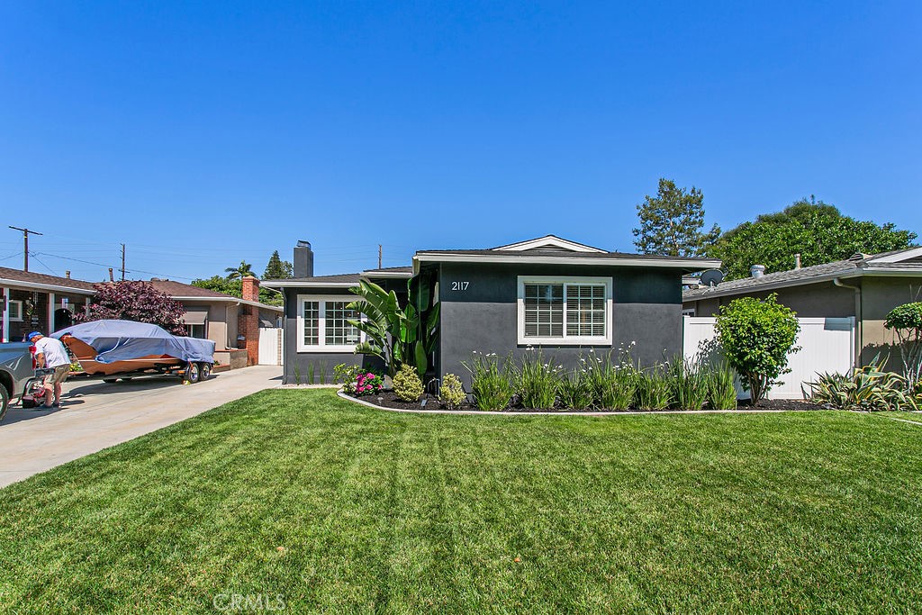 2117 Poinsettia Street