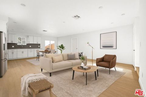 Photo of 645 W 97th Street, Los Angeles, CA 90044 (MLS # 25604359)