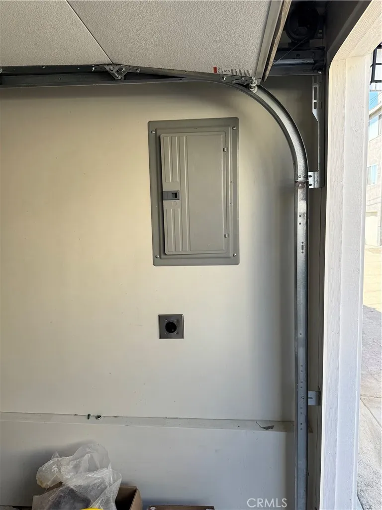 San Pedro, California 90731, United States, 3 Bedrooms Bedrooms, ,2 BathroomsBathrooms,Residential,Active,219612