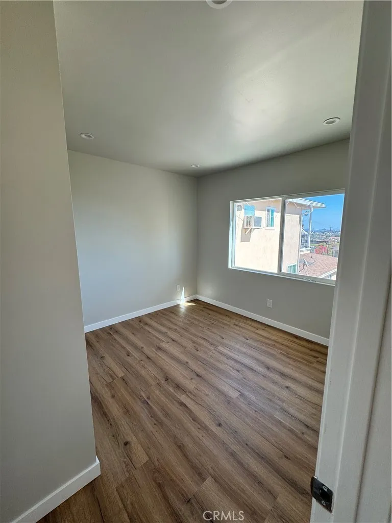 San Pedro, California 90731, United States, 3 Bedrooms Bedrooms, ,2 BathroomsBathrooms,Residential,Active,219612