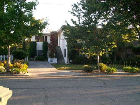 Photo of Palo Alto, CA 94306 (MLS # ML82055095)