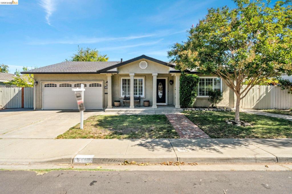 2384 Woodthrush Way