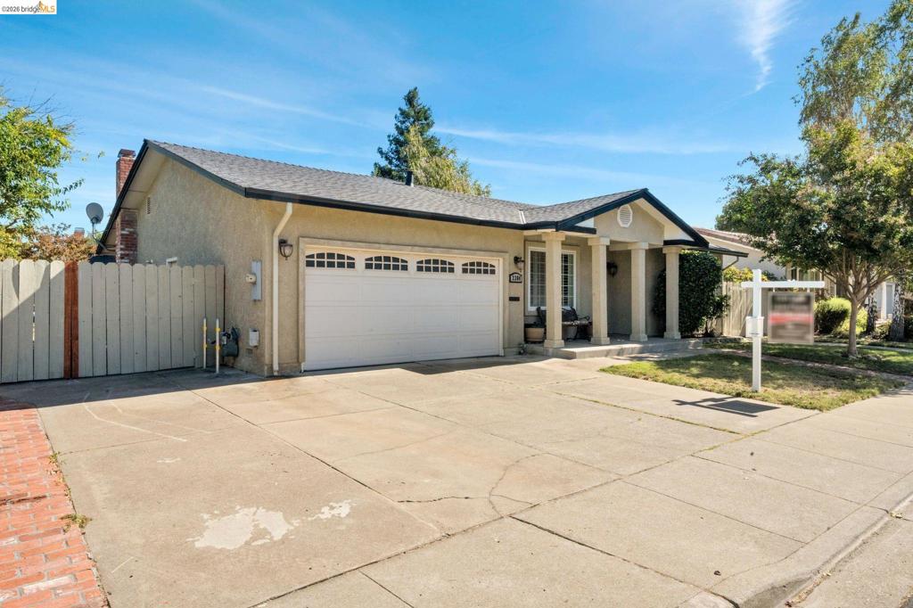 2384 Woodthrush Way