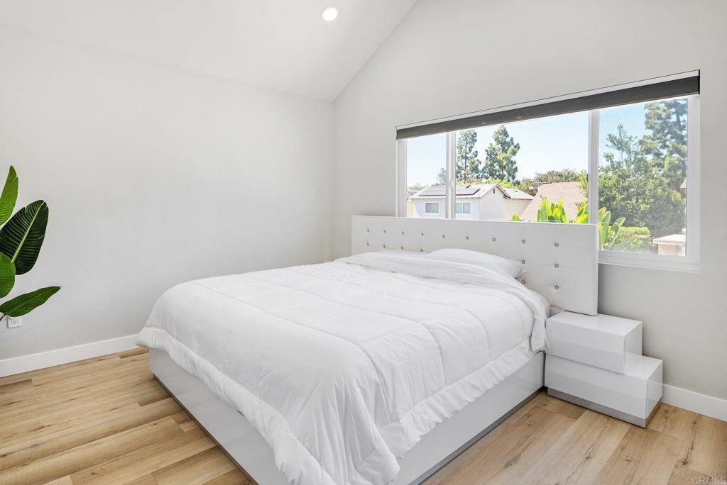 10690 Esmeraldas Drive