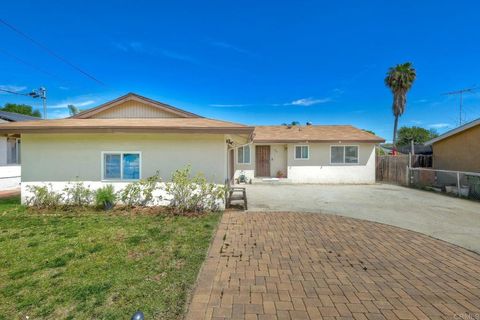 924 Daisy Street Escondido CA 92027