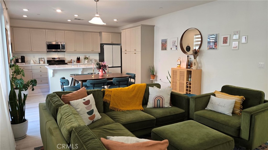 906 Lemon Drive