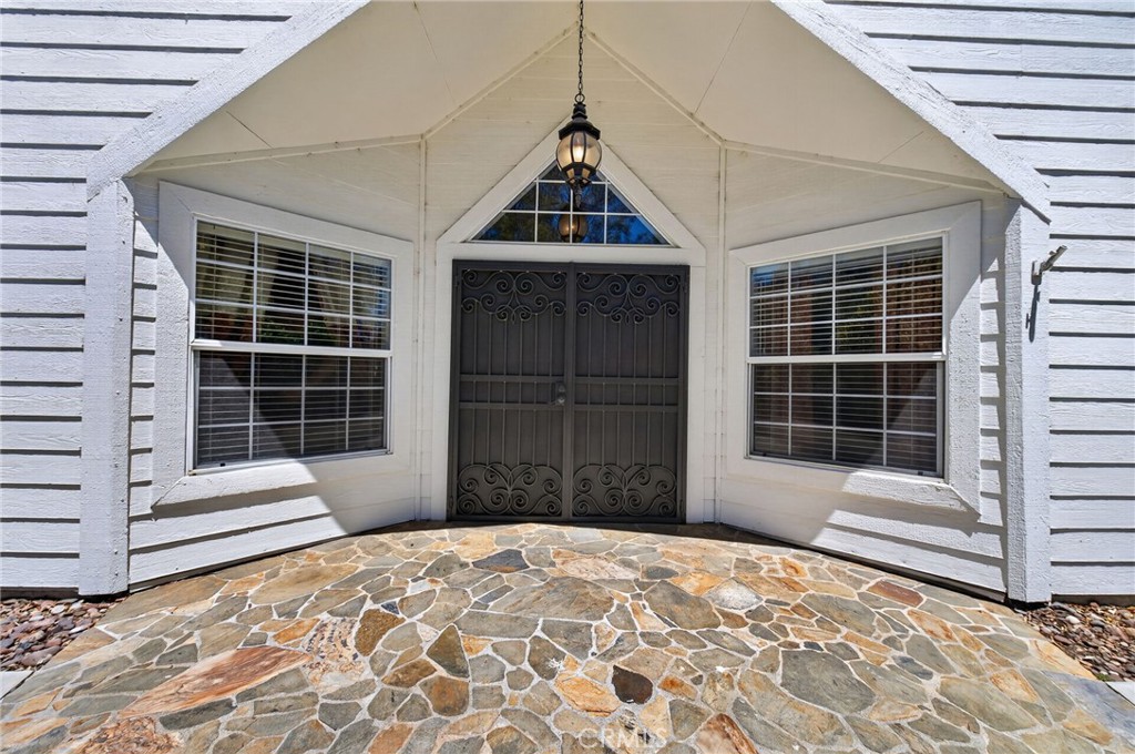 42761 Juniper