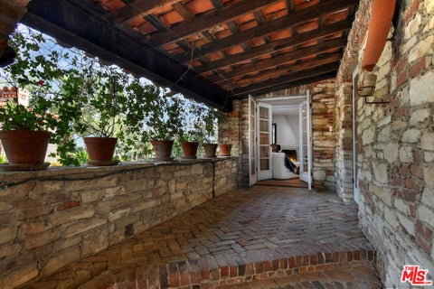 Tiny photo for 7210 Woodlake Avenue, West Hills, CA 91307 (MLS # 26665131)