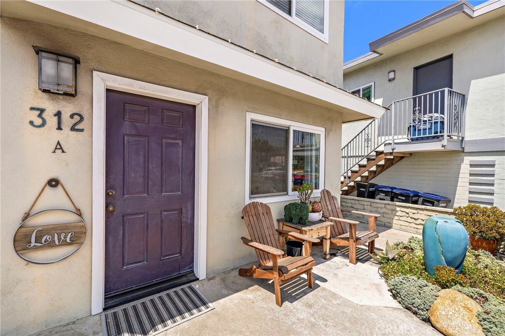 312 Avenida Del Mar