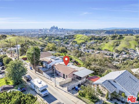 Photo of 3117 Amethyst Street, Los Angeles, CA 90032 (MLS # 25624043)