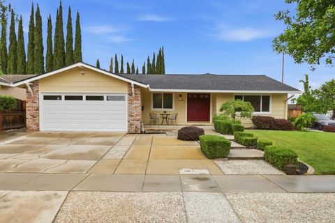 Photo of 4407 Hendrix Court, San Jose, CA 95124 (MLS # ML82043249)