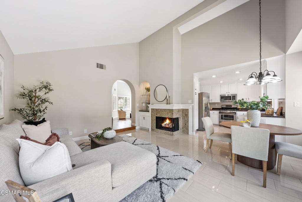 Sunset Hills/Brock Homes-600 - 600 - Residential