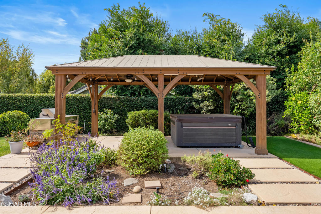Sunset Hills/Brock Homes-600 - 600 - Residential