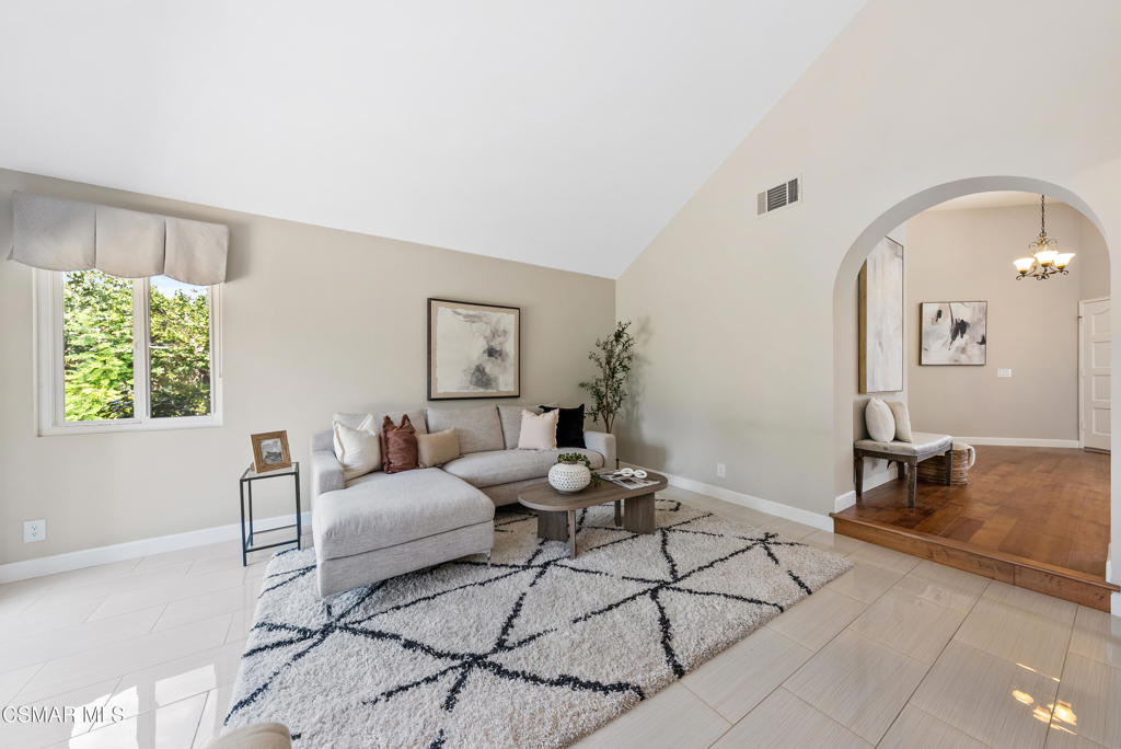 Sunset Hills/Brock Homes-600 - 600 - Residential
