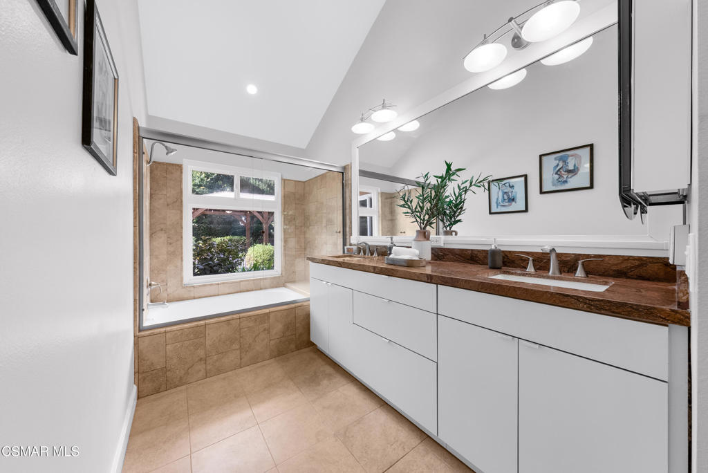 Sunset Hills/Brock Homes-600 - 600 - Residential