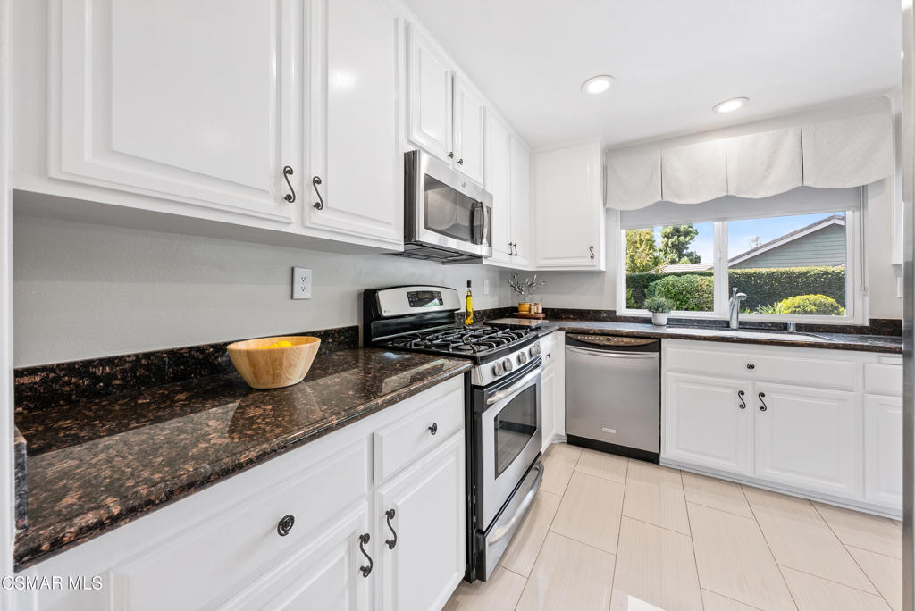 Sunset Hills/Brock Homes-600 - 600 - Residential