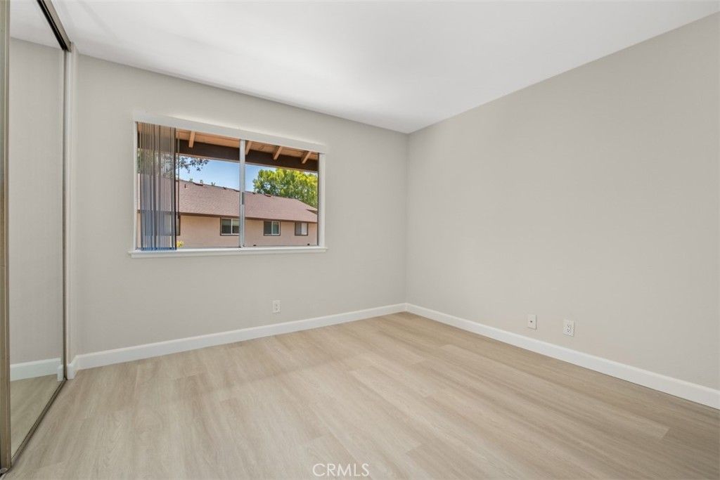 listing image 130727233707968755986