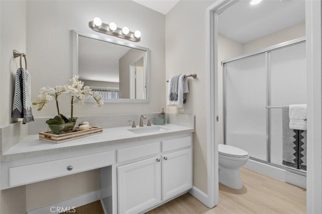 listing image 130724595631070062901