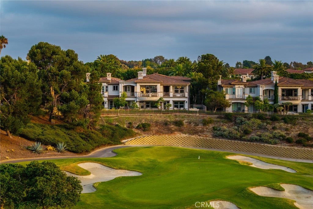 6 Monarch Beach Resort N