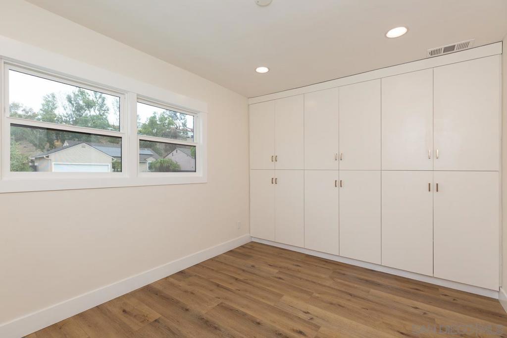 La Mesa - Residential