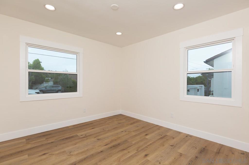 La Mesa - Residential