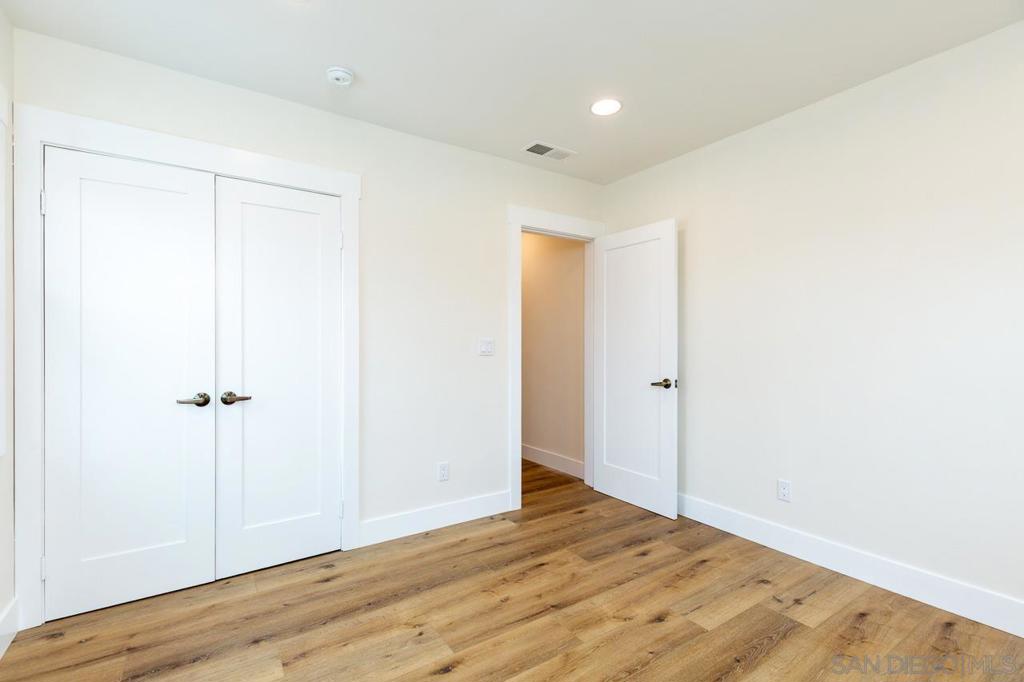 La Mesa - Residential