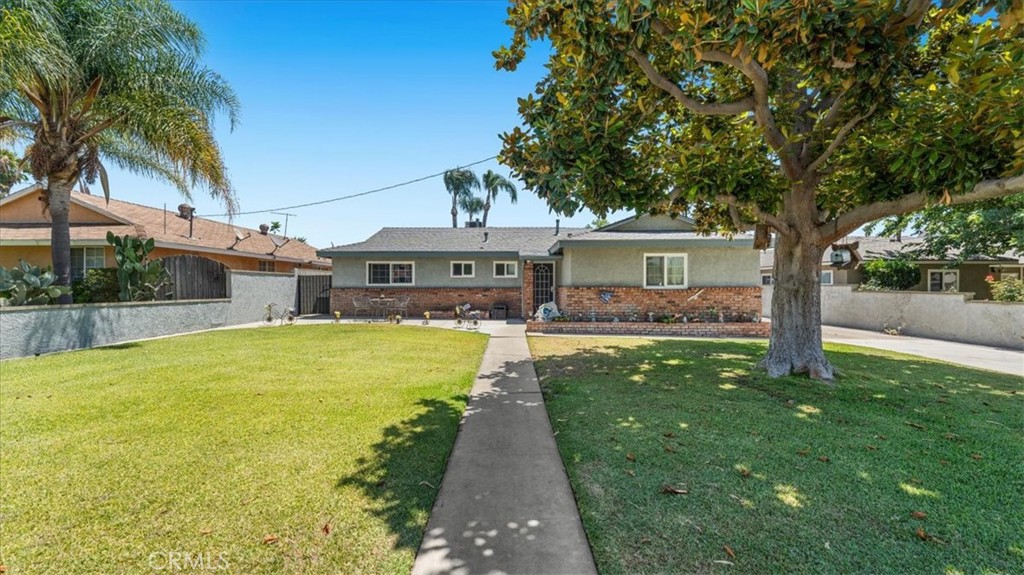 12745 Oaks