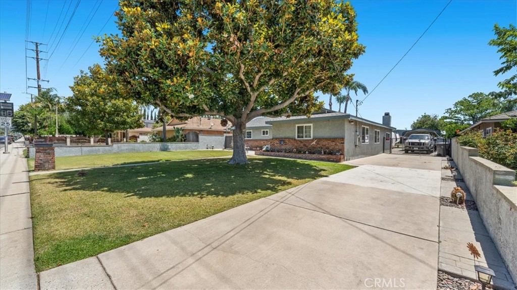 12745 Oaks