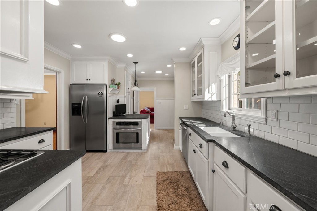 California Heights (CH) - Residential