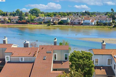 3325 Kimberly Way San Mateo CA 94403