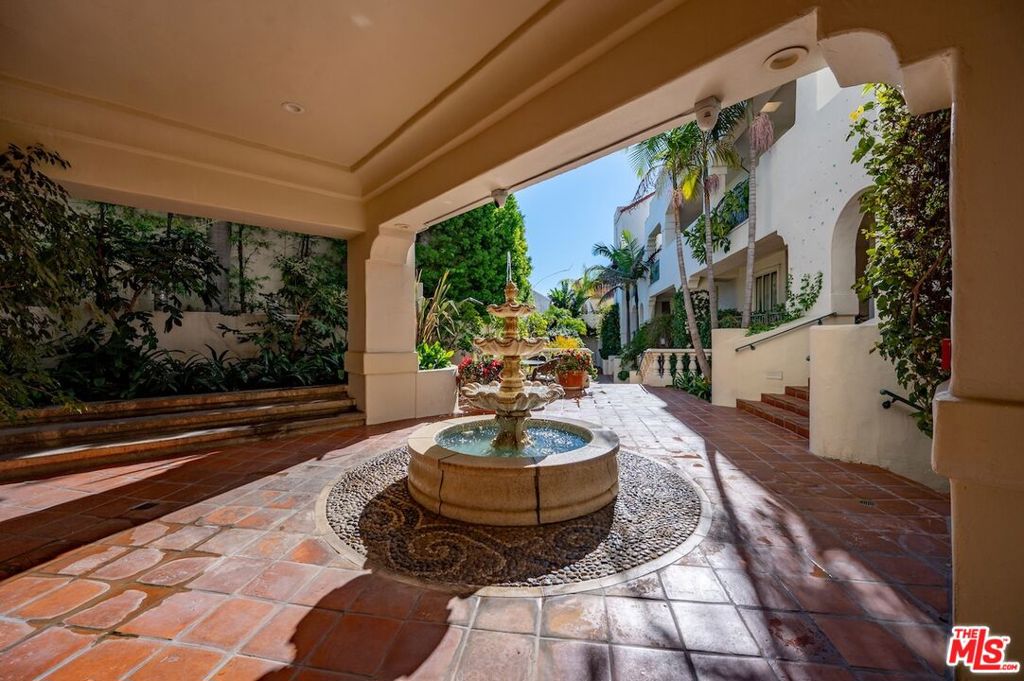 15500 W Sunset Boulevard 105
