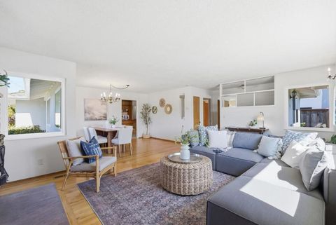 Tiny photo for 140 Monterey Street, Santa Cruz, CA 95060 (MLS # ML82037576)