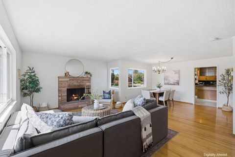Tiny photo for 140 Monterey Street, Santa Cruz, CA 95060 (MLS # ML82037576)