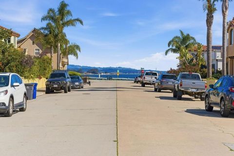 Tiny photo for 140 Monterey Street, Santa Cruz, CA 95060 (MLS # ML82037576)