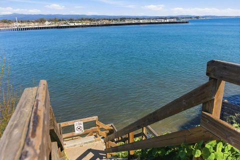 Tiny photo for 140 Monterey Street, Santa Cruz, CA 95060 (MLS # ML82037576)