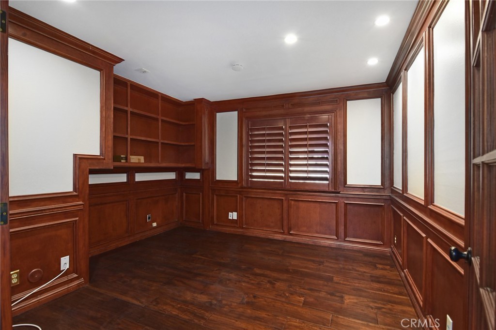 Regalia (346) - Residential